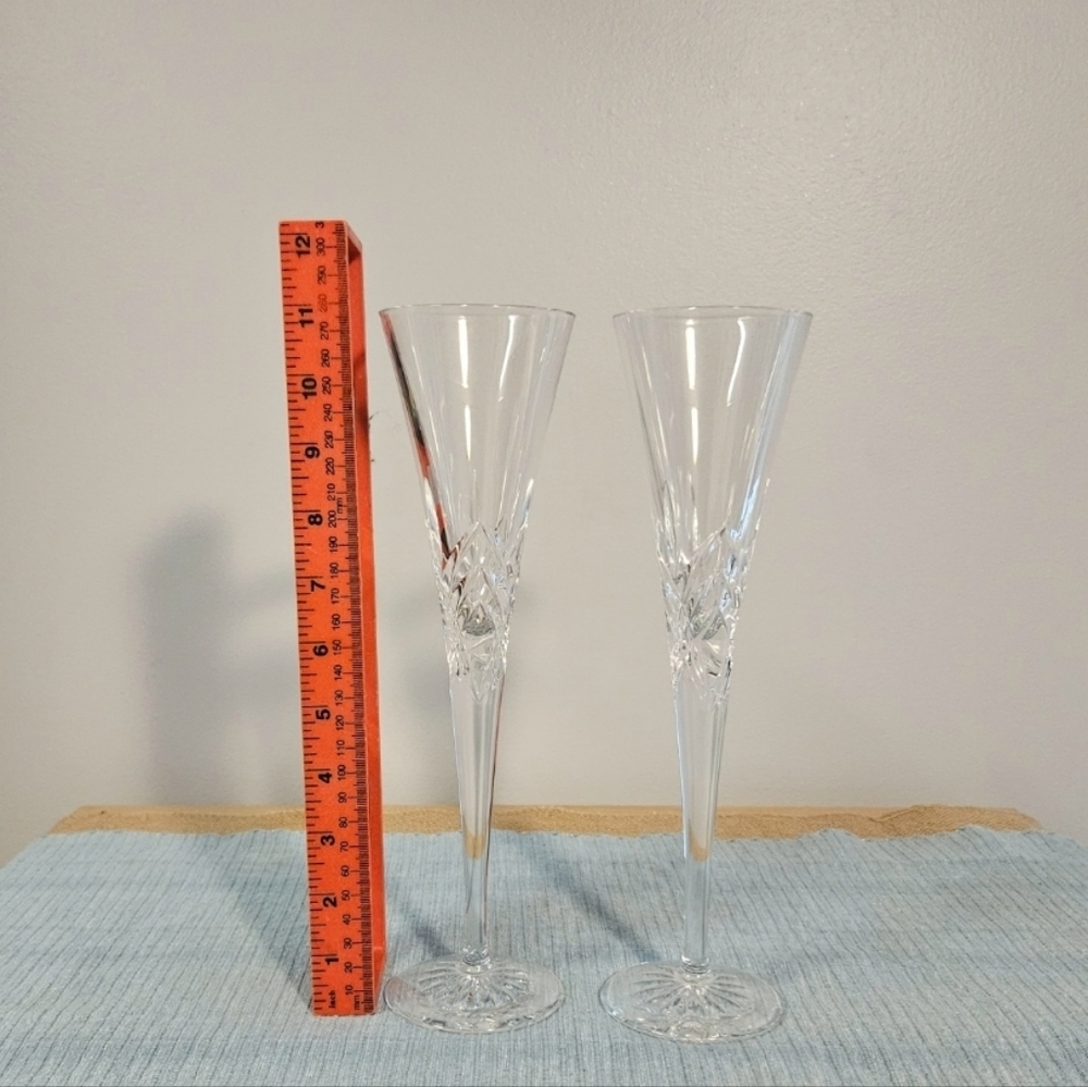 New Pair of Crystal Champagne Flutes - Picture 6 of 13